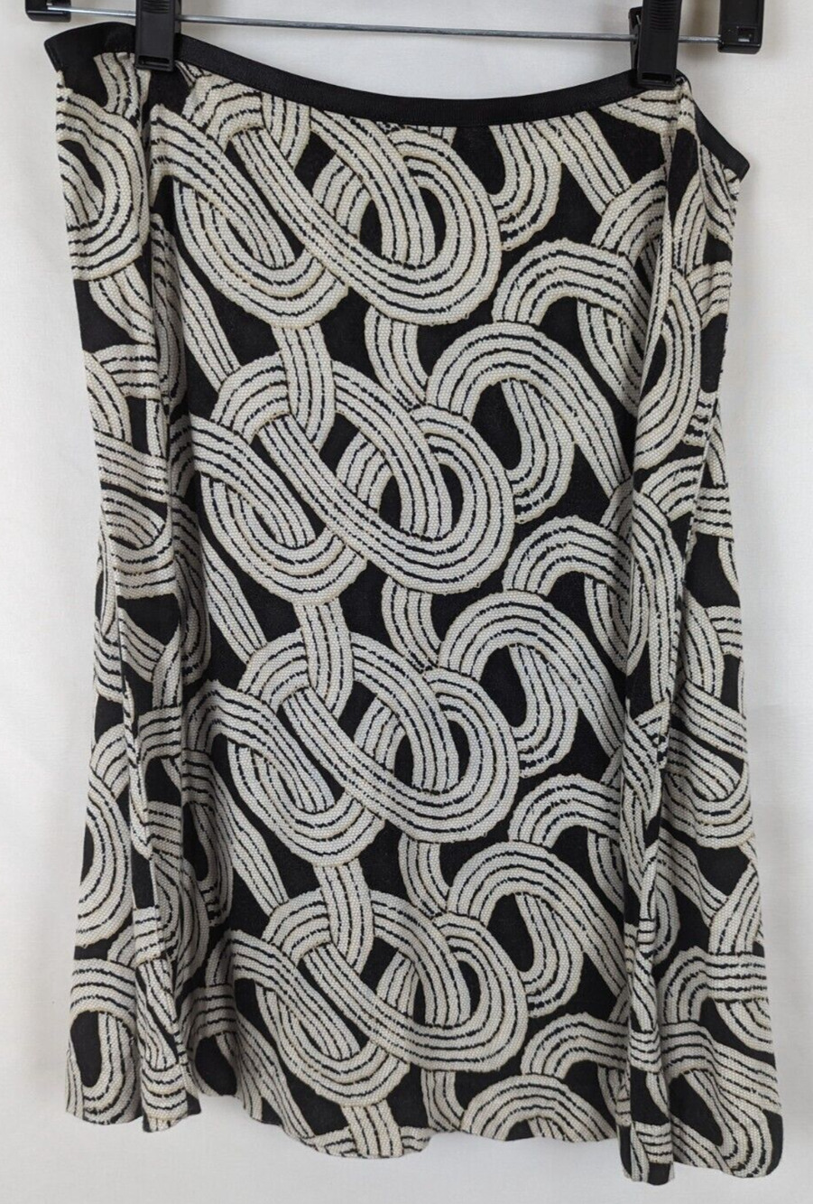 Ann Taylor Petites Skirt Size MP Black and White Geometric Pattern